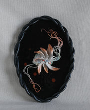 Load image into Gallery viewer, Wallflowers