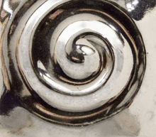 Load image into Gallery viewer, White Gold Luster